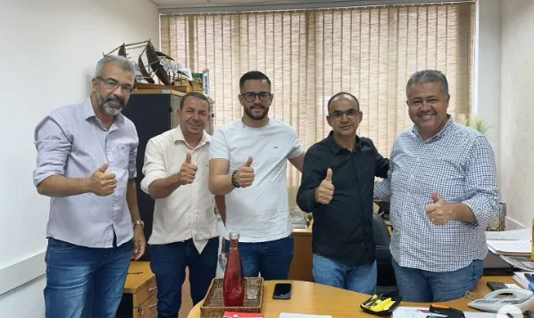 Deputado Alex da Piatã recebe em seu gabinete candidatos eleitos em Candeal, Itapicuru e Riachão do Jacuípe