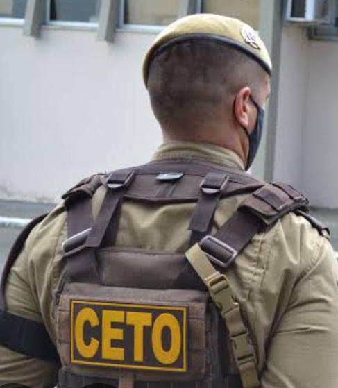 Jovem de 18 anos é flagrado pela CETO com droga no bairro Casas Populares em Conceição do Coité