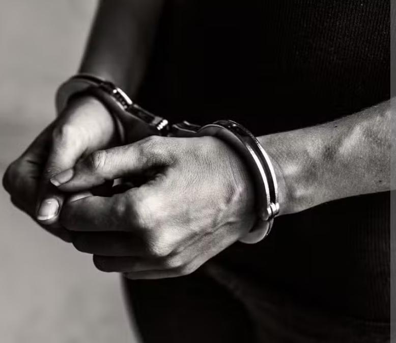 Coité: Idoso foragido por estupro é solto em audiência de custódia, mas acaba preso novamente poucos minutos após decisão da Justiça; entenda o motivo