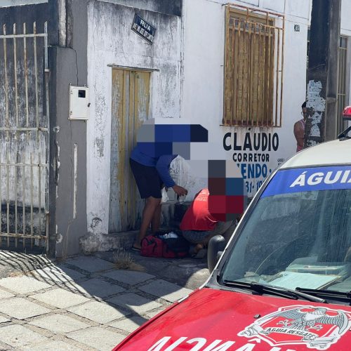 Irmãos trocam socos e um quebra veículo do outro no centro de  Conceição do Coité; mãe tenta intervir e é agredida