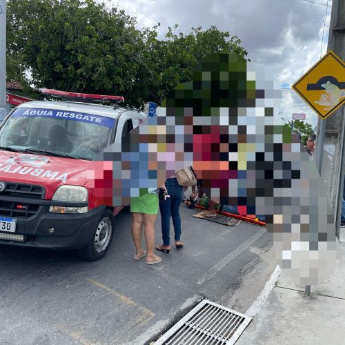 Homem fica ferido após colisão entre carro e moto em Conceição do Coité