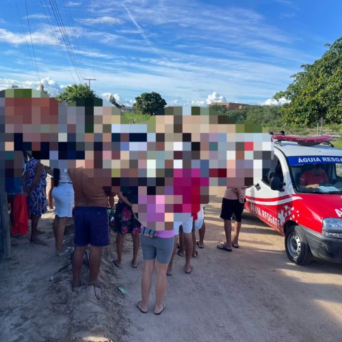 Adolescente de 14 anos fica ferido após perder o controle da moto e cair na estrada que liga Conceição do Coité ao distrito de Juazeirinho; ele pilotava em alta velocidade