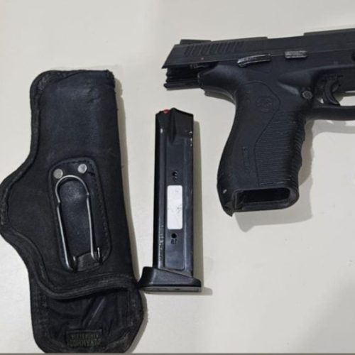 PM prende homem por porte ilegal de após suspeito apontar arma para motorista no trânsito na BA-120 em Conceição do Coité