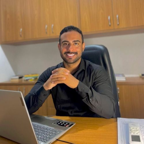 A educação transforma!  Aos 29 anos, professor se destaca e assume escola com rede de ensino conceituada no Brasil