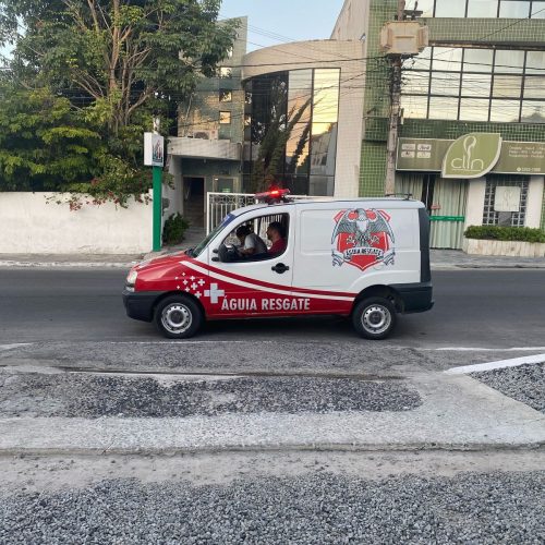 Mulher fica ferida ao cair após freio da moto travar enquanto  voltava do primeiro dia de trabalho em Conceição do Coité
