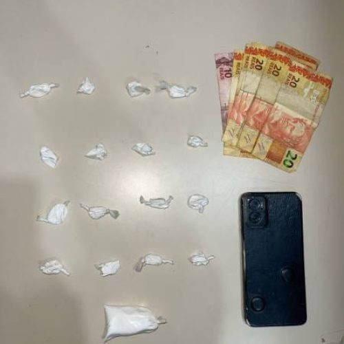 Homem é preso por tráfico de drogas no bairro do Açudinho em Conceição do Coité