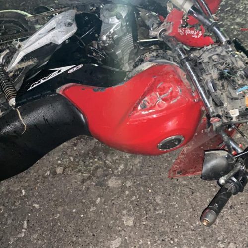 Homem morre após colisão entre carro e moto na BR-116 (entroncamento Lamarão sentido Santa Bárbara)
