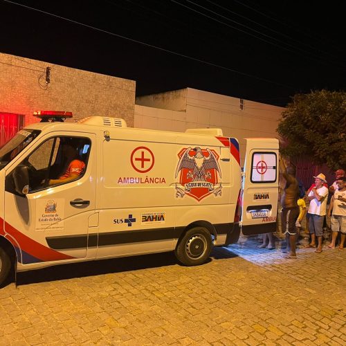 Idoso fica ferido após cair de calçada no povoado de Caruaru em Conceição do Coité