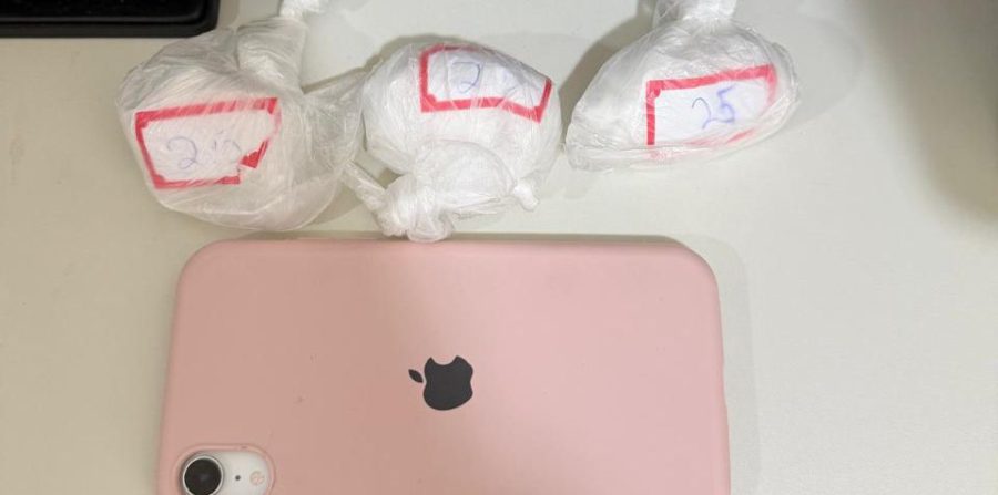 Mulher é flagrada com cocaína durante ação da CETO em Conceição do Coité