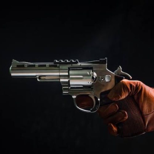 URGENTE: Criança presencia assassinato da mãe e padrasto em Serrinha