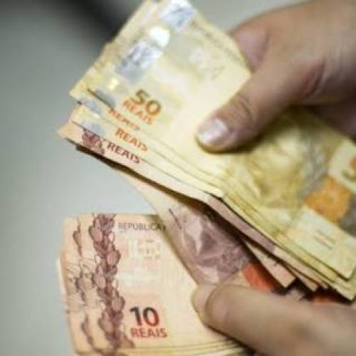 Falso cliente consome bebidas e furta  R$ 2 mil em distribuidora de Conceição do Coité; família abriu mão da ceia de Natal pra recuperar o dinheiro