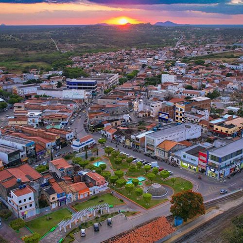 Jovem tem parte do lábio arrancado por mordida durante briga com outra mulher em Santaluz